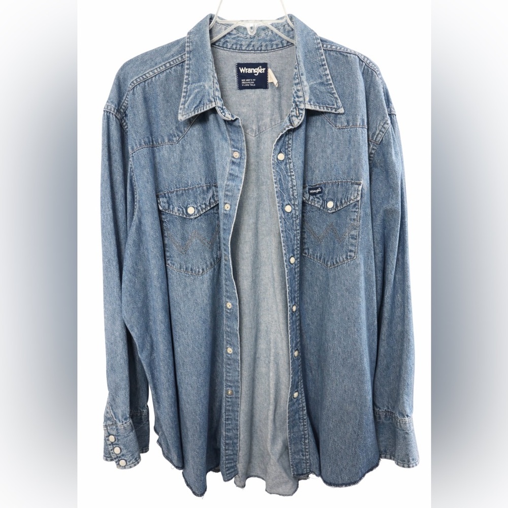 Wrangler Denim Pearl Snap Western Shirt – Big & Tall X-Long Tails Men’s 19x35